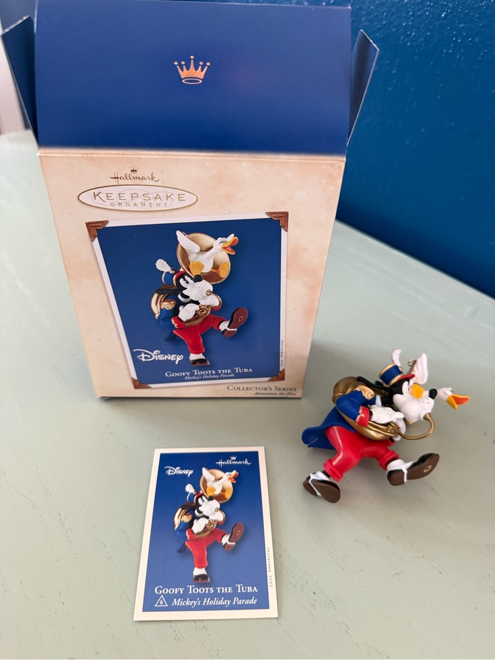 Vintage 2002 Disney Goofy Toots the Tuba Hallmark Keepsake Christmas Ornament